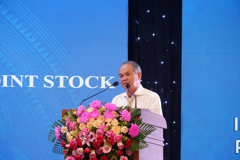 Ông Đoàn Nguyên Đức, Chủ tịch HĐQT Công ty cổ phần Hoàng Anh Gia Lai chia sẻ tại hội nghị.
