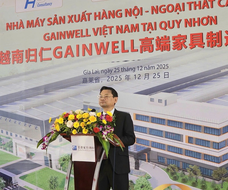 &Ocirc;ng Nguyễn Tự C&ocirc;ng Ho&agrave;ng, Ph&oacute; chủ tịch UBND tỉnh Gia Lai ph&aacute;t biểu tại lễ động thổ.