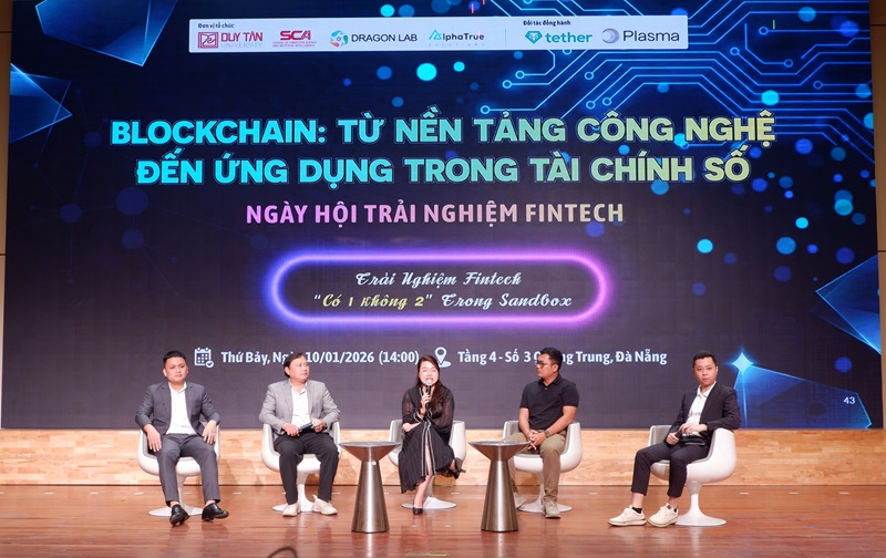 b&agrave; L&ecirc; Vũ Hương Quỳnh, Gi&aacute;m đốc ph&aacute;t triển khu vực APAC (Ch&acirc;u &Aacute; - Th&aacute;i B&igrave;nh Dương) của Tập đo&agrave;n C&ocirc;ng nghệ Tether 