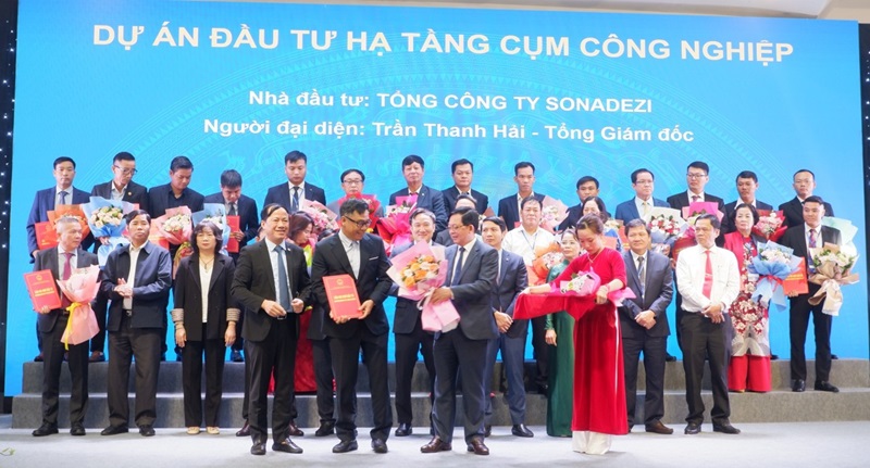 BND tỉnh Gia Lai trao bản ghi nhớ hợp tác đầu tư Dự án cụm công nghiệ