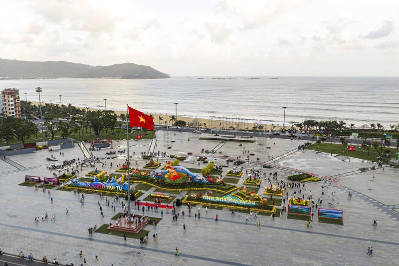 To&agrave;n cảnh cụm linh vật của tỉnh Gia Lai