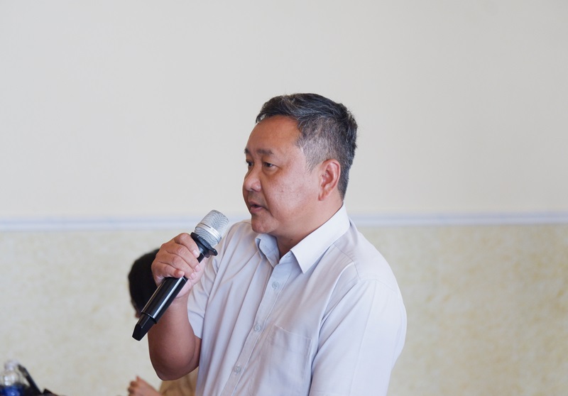 &ocirc;ng Hồ Quang Chiến, Gi&aacute;m đốc C&ocirc;ng ty TNHH Thi&ecirc;n Hưng Mỹ Thọ kiến nghi th&aacute;o gỡ về bảng gi&aacute; đất mới.