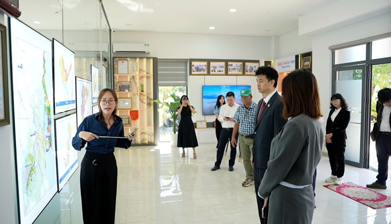 doanh nghiệp, nh&agrave; đầu tư tham quan, t&igrave;m hiểu tại Matsumura Electronics Industry Co., Ltd nhận bản ghi nhớ Dự &aacute;n Nh&agrave; m&aacute;y sản xuất bo mạch điện tử vốn 4.000 tỷ đồng đầu tư v&agrave;o Khu c&ocirc;ng nghiệp Becamex VSIP B&igrave;nh Định.