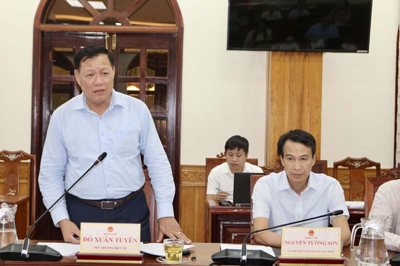 Thứ trưởng Bộ y tế Đỗ Xu&acirc;n Tuy&ecirc;n 