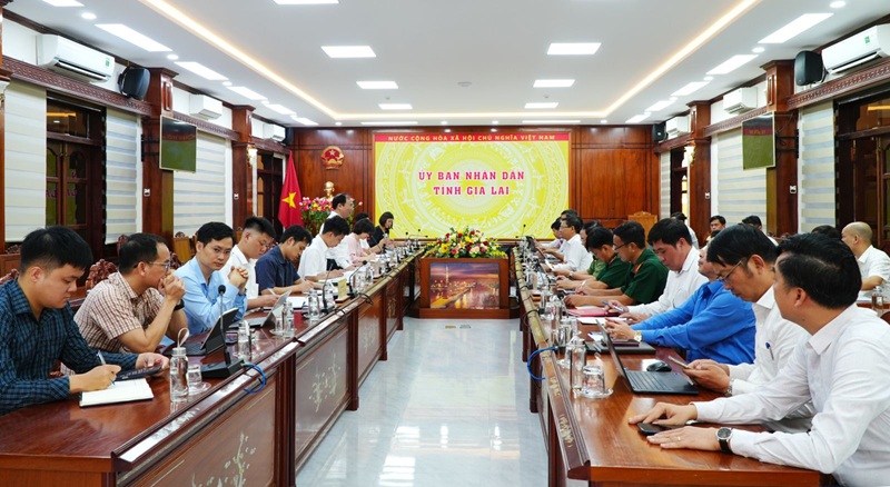 oàn công tác Bộ Xây dựng, do Thứ trưởng Nguyễn Văn Sinh làm Trưởng đoàn,