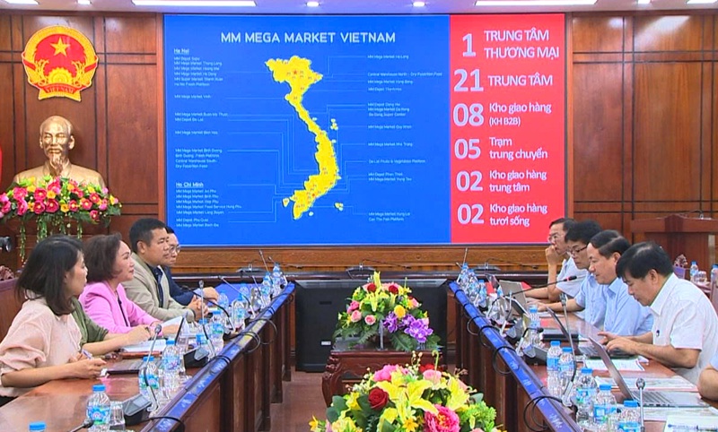 Công ty TNHH MM Mega Market (Việt Nam) giới thiệu hoạt động của doanh nghiệp. Ảnh: Kim Loan.