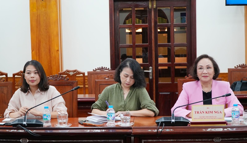 bà Trần Kim Nga, Đại diện theo pháp luật kiêm Giám đốc Đối ngoại Công ty TNHH MM Mega Market