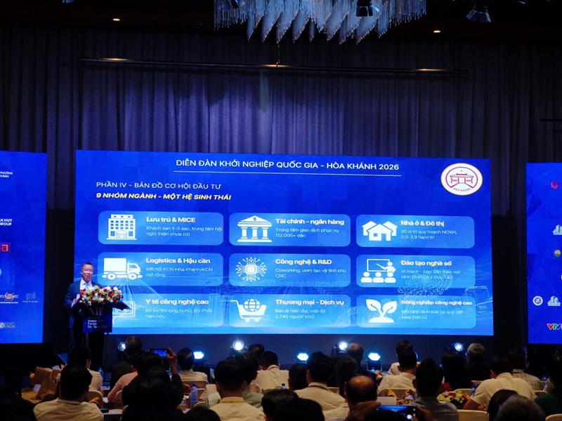 &Ocirc;̀ng Huỳnh Anh Vũ, Chủ tịch UBND phường Hòa Khánh giới thi&ecirc;̣u 9 lĩnh vực thu hút đ&acirc;̀u tư của địa phương.