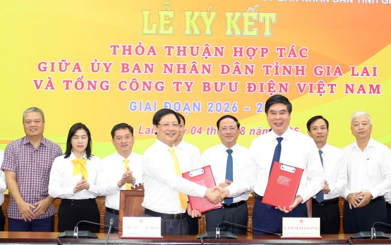 Theo thỏa thuận hợp t&aacute;c, trong giai đoạn 2026&ndash;2030, hai b&ecirc;n sẽ tập trung triển khai c&aacute;c nội dung trọng t&acirc;m về dịch vụ bưu ch&iacute;nh, h&agrave;nh ch&iacute;nh c&ocirc;ng v&agrave; chuyển đổi số. 