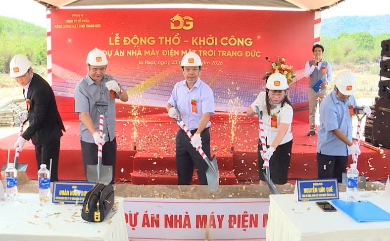 Dự &aacute;n Nh&agrave; m&aacute;y điện mặt trời Trang Đức (39,2 MW) của C&ocirc;ng ty TNHH Năng lượng mặt trời Trang Đức
