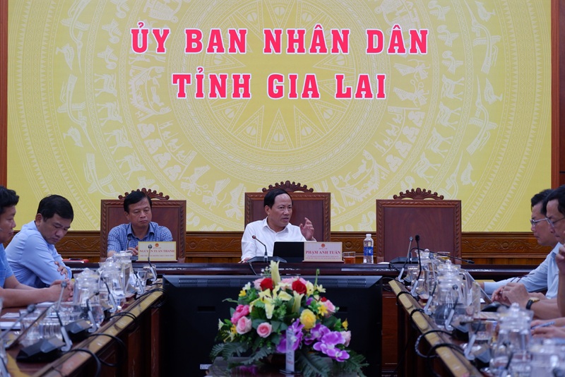 UBND tỉnh Gia Lai tổ chức l&agrave;m việc với chủ đầu tư Dự &aacute;n khu, cụm c&ocirc;ng nghiệp đ&ecirc; th&aacute;o gỡ kh&oacute; khăn, vướng mắc.