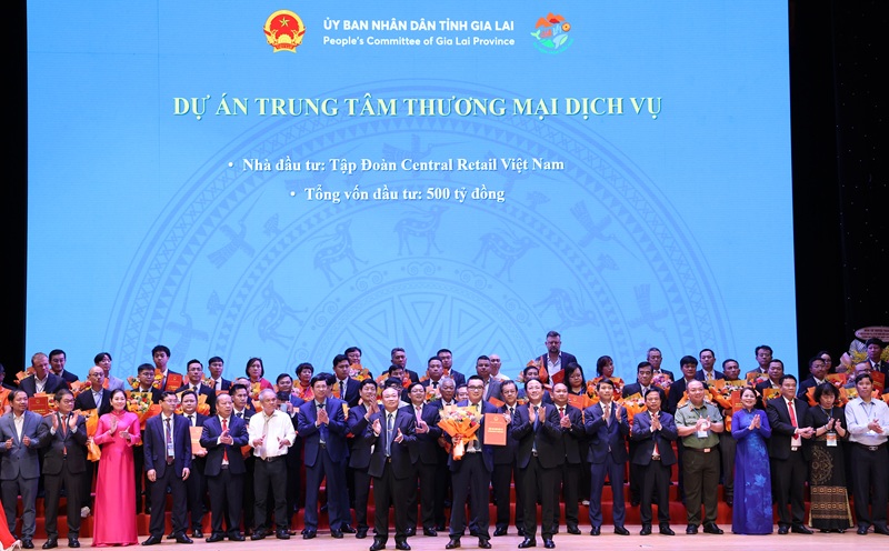 Cuối th&aacute;ng 3/2026, đại diện Tập đo&agrave;n Central Retail nhận bản ghi nhớ hợp t&aacute;c đầu tư.