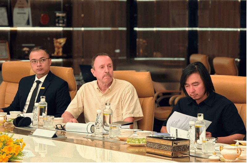 &aacute;c chuy&ecirc;n gia, gi&aacute;o sư quốc tế trong lĩnh vực khoa học lượng tử 