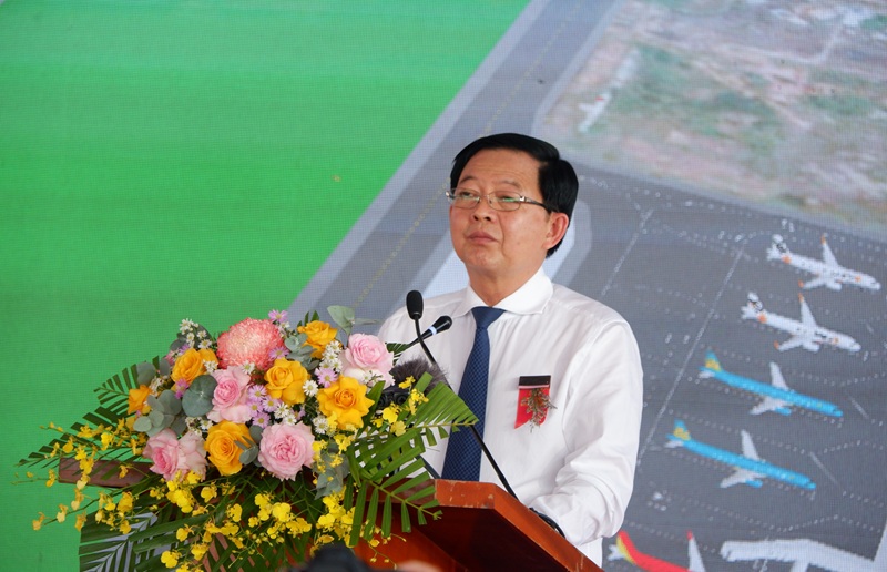 Ph&oacute; thủ tướng Hồ Quốc Dũng ph&aacute;t biểu chỉ đạo tại buổi lễ.
