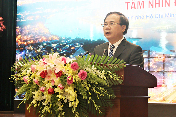Thứ trưởng Bộ Xây dựng Nguyễn Văn Sinh phát biểu tại hội thảo. (Ảnh: Việt Dũng)
