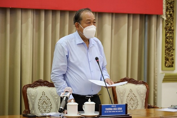 Phó Thủ tướng Thường trực Chính Phủ Trương Hòa Bình chỉ đạo cuộc họp (Ảnh: TTBC TP.HCM)