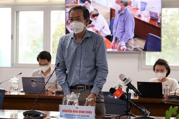 Ông Nguyễn Văn Vĩnh Châu, Phó Giám đốc Sở Y tế TP.HCM thông tin tại buổi họp chiều ngày 31/8