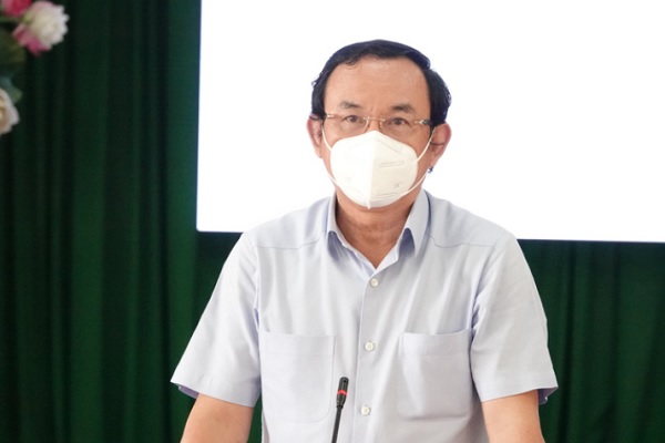 Bí thư Thành ủy TP.HCM Nguyễn Văn Nên phát biểu tại buổi làm việc với quận 7