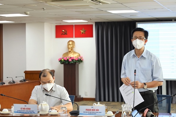 Ông Phạm Đức Hải, Phó Ban chỉ đạo phòng, chống dịch Covid-19 TP.HCM thông tin tại buổi họp