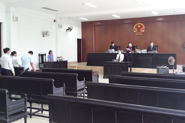 Toàn cảnh phiên xét xử ngày 16/11 tại Tòa án nhân dân quận 7, TP.HCM