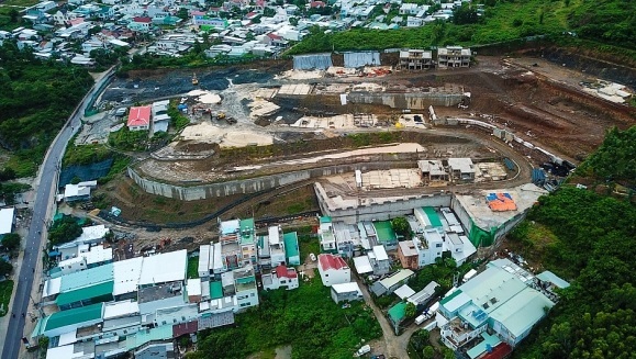 Sự buông lỏng quản lý của các sở ban ngành tỉnh Khánh Hòa đã để lại hậu quả nghiêm trọng về sai phạm xây dựng kéo dài
