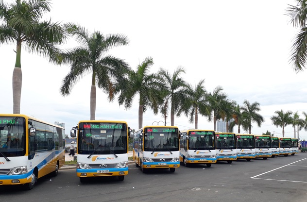 Để khuyến khích người dân sử dụng xe buýt, UBND thành phố có chính sách miễn phí 100% vé xe buýt trong 30 ngày đầu hoạt động của 6 tuyến xe buýt mở mới.