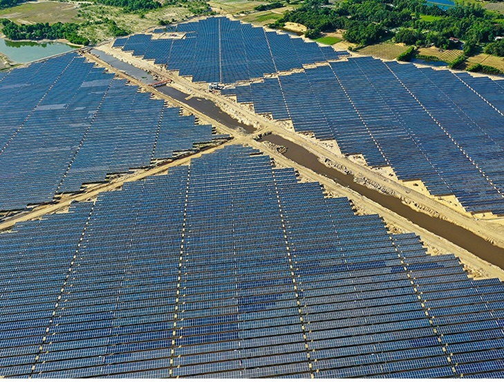 Nhà máy điện mặt trời tại xã Cẩm Hòa, huyện cẩm Xuyên có công suất 50 MWp