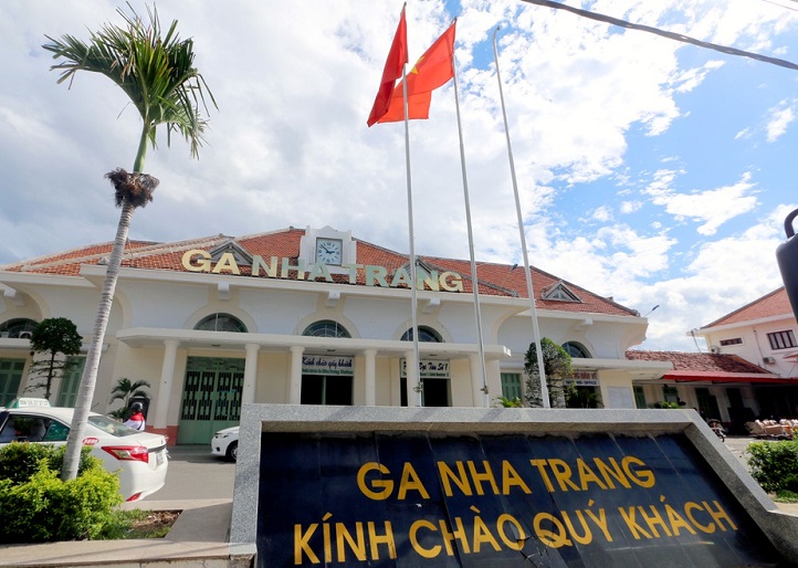 UBND tỉnh Khánh Hòa cho biết, báo cáo của Công ty TNHH Tập đoàn Thương mại Tuấn Dung và các đơn vị tư vấn tại cuộc họp mới chỉ là phương án đề xuất ban đầu, chưa phải là hồ sơ đề xuất thực hiện Dự án chính thức theo quy định. 