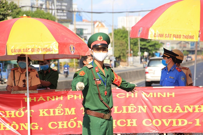 Một trong năm chốt kiểm soát của tỉnh Khánh Hòa nhằm thực hiện tốt việc kiểm soát, phòng chống dịch Covid-19