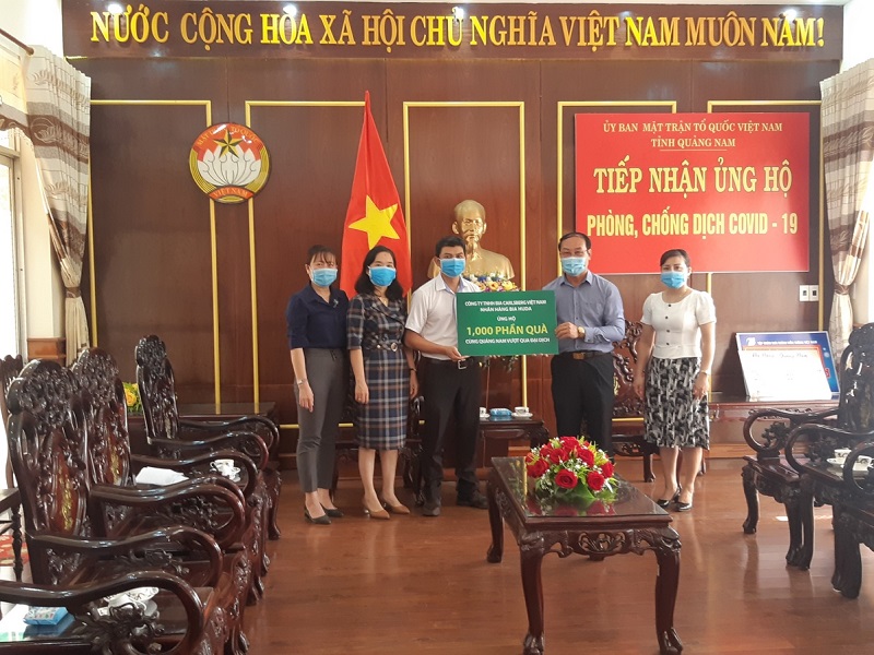 Carlsberg Việt Nam trao tặng 1.000 phần quà cho Uỷ Ban Mặt Trận Tổ Quốc Việt Nam  tỉnh Quảng Nam