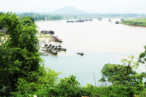 Một gốc sông Lô, Khánh Hòa