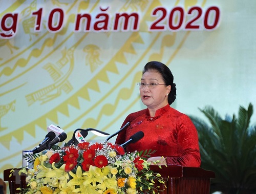 Chủ tịch Quốc hội Nguyễn Thị Kim Ngân chỉ ra một số nhiệm vụ mà Đảng bộ, chính quyền, nhân dân tỉnh Khánh Hoà cần phải thực hiện trong thời gian tới