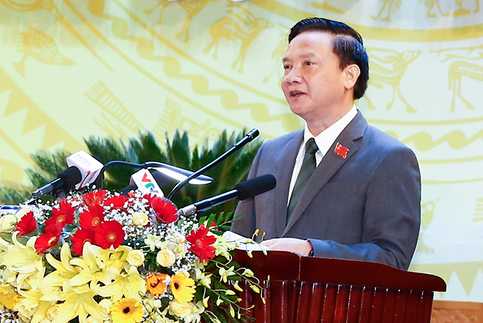 Ông Nguyễn Khắc Định - Ủy viên Trung ương Đảng, Bí thư Tỉnh ủy nhiệm kỳ 2015-2020 tiếp tục được tín nhiệm bầu giữ chức danh Bí thư Tỉnh ủy Khánh Hòa nhiệm kỳ 2020-2025 với 100% số phiếu.