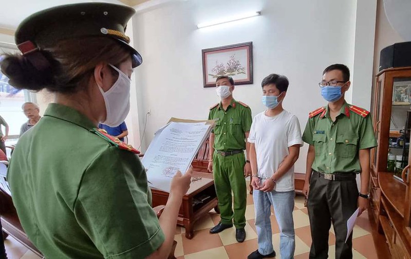 Một trong 4 giám đốc bị bắt do hành vi tổ chức đưa người nước ngoài nhập cảnh trái phép vào Việt Nam