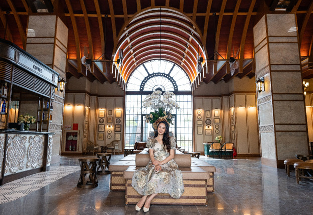 Á hậu Thụy Vân tại Movenpick Resort Phan Thiet.