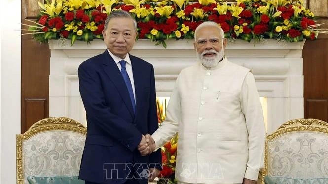 1_-modi-to-lam-06052026-04.jpg