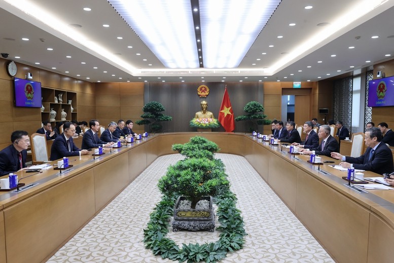 mong-muon-viet-nam-va-trung-quoc-thuc-day-thuong-mai-song-phuong-phat-trien-can-bang-lanh-manh-ben-vung-20260512184101.jpg