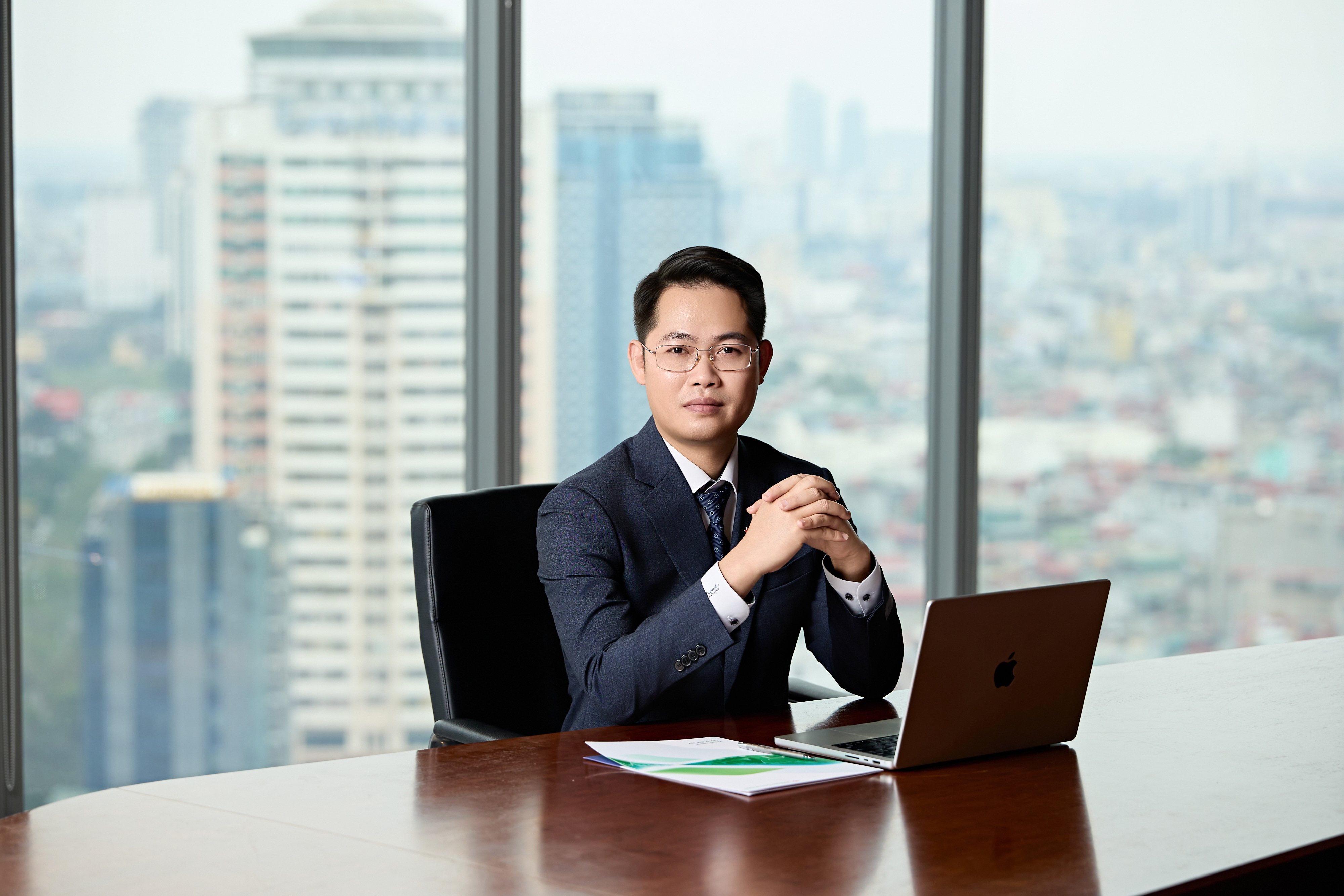 Mr. Trần Hoàng Sơn.jpg