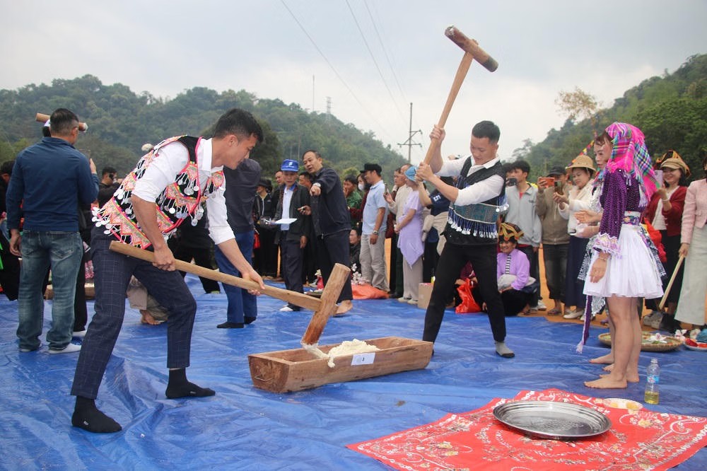 banhday (1).jpg banhday (1).jpg