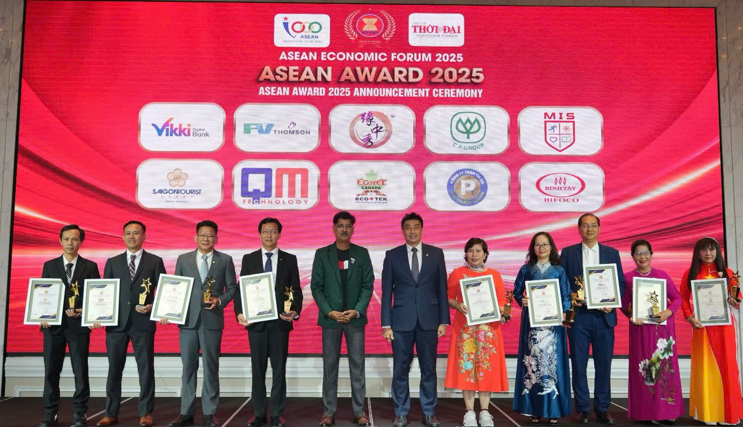 z7942460004784_ef25de831e98c388273a581e50b0d56a.jpg z7942460004784_ef25de831e98c388273a581e50b0d56a.jpg