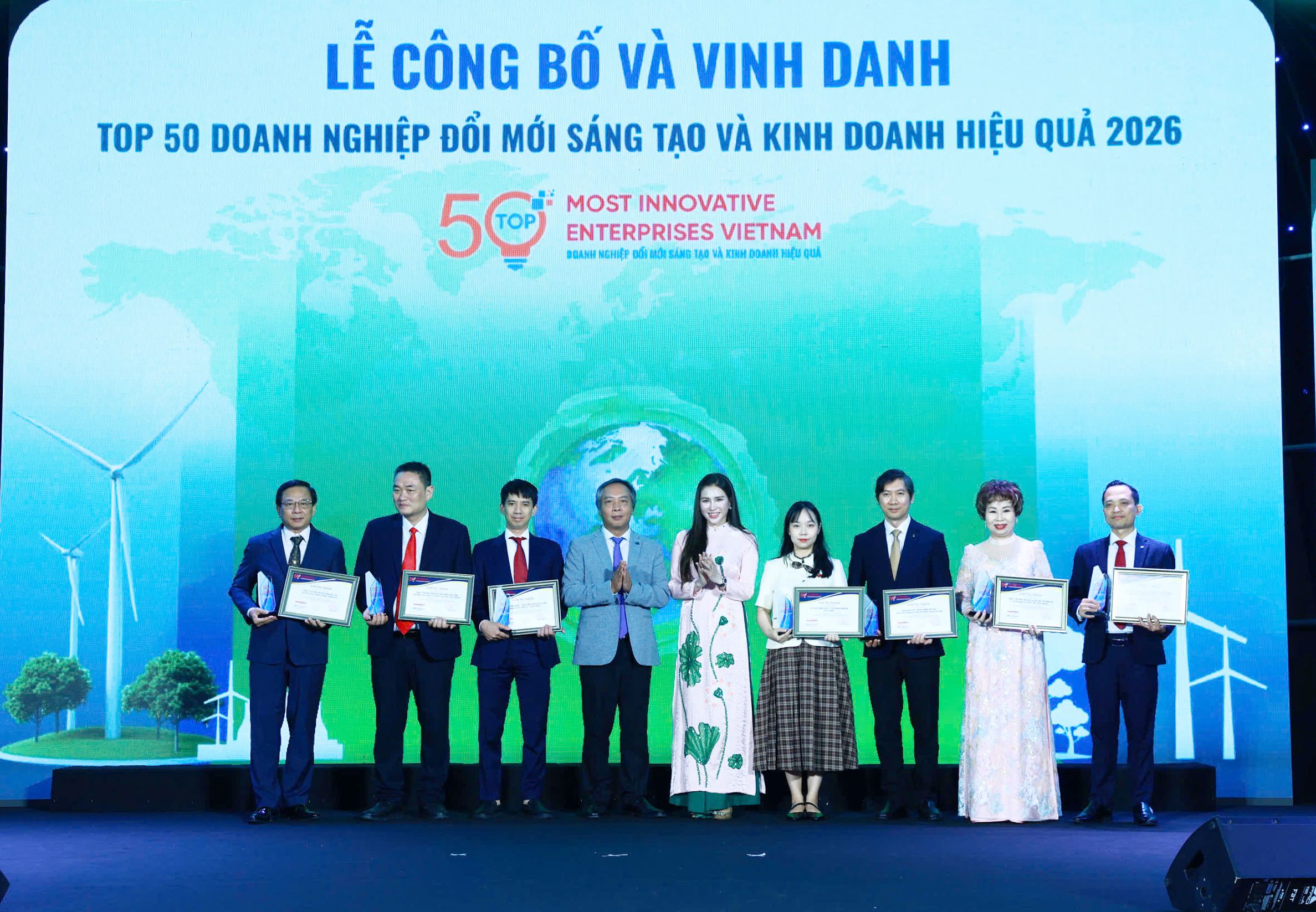 vinhdanh1 (1).jpg