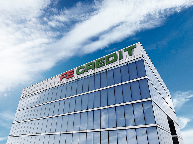 FE CREDIT (1).jpg