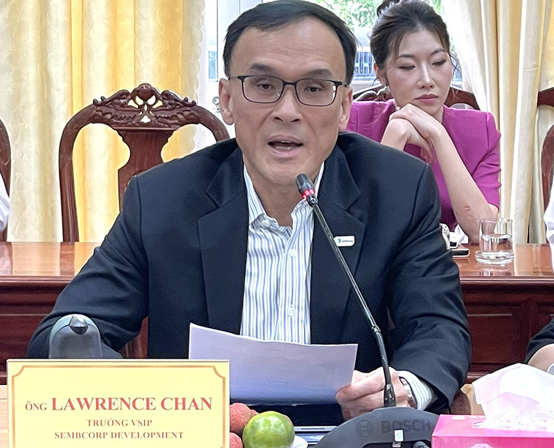 &Ocirc;ng Lawrence Chan.jpg
