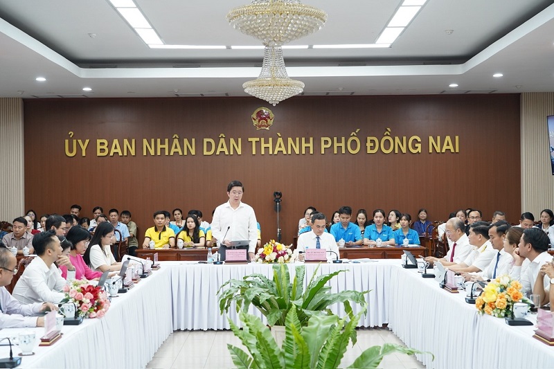 TT Bùi Hoàng Phương.jpg TT Bùi Hoàng Phương.jpg