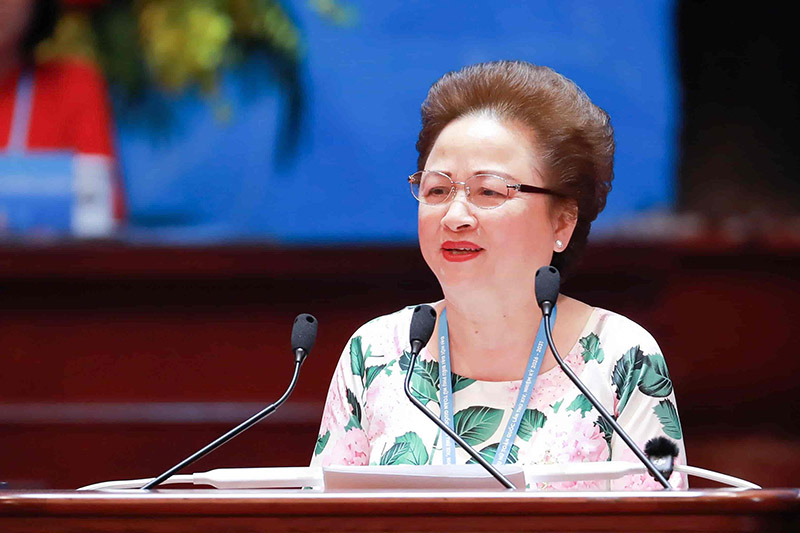 Madam Nga.jpg