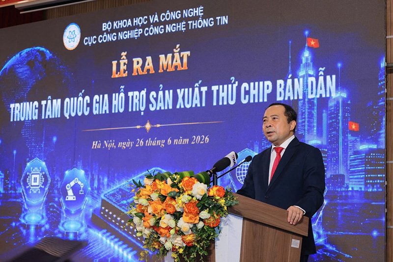 Bộ trưởng Bộ khoa học và công nghệ Vũ Hải Quân.jpg