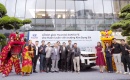 Hyundai Thành Công bàn giao xe Hyundai Santa Fe cho HLV Kim Sang-sik