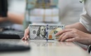 Tỷ giá chạm trần, vọt lên 26.242 VND/USD