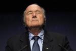 Chủ tịch FIFA Sepp Blatter tuyên bố từ chức sau 4 ngày tái đắc cử