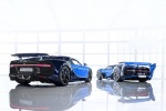 Hoàng tử Ả Rập mua 2 siêu xe Bugatti cùng lúc